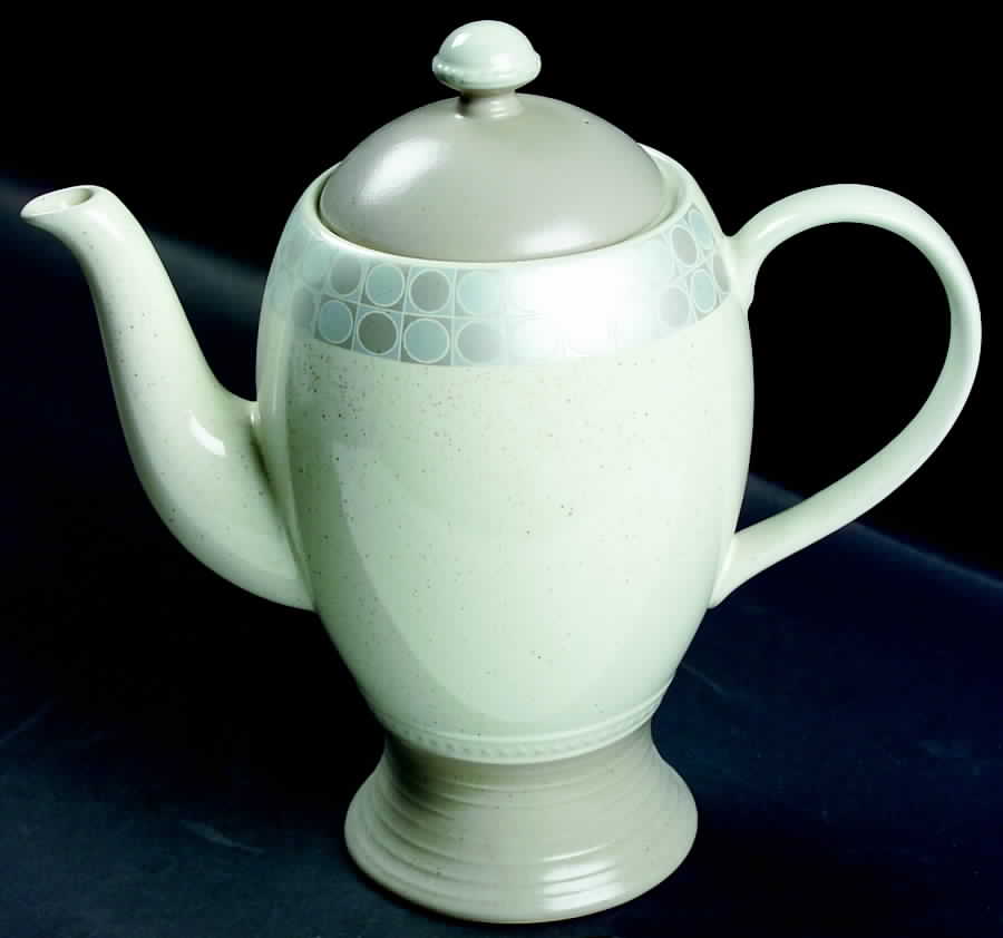 Lustor Coffee Pot & Lid by Mikasa-1