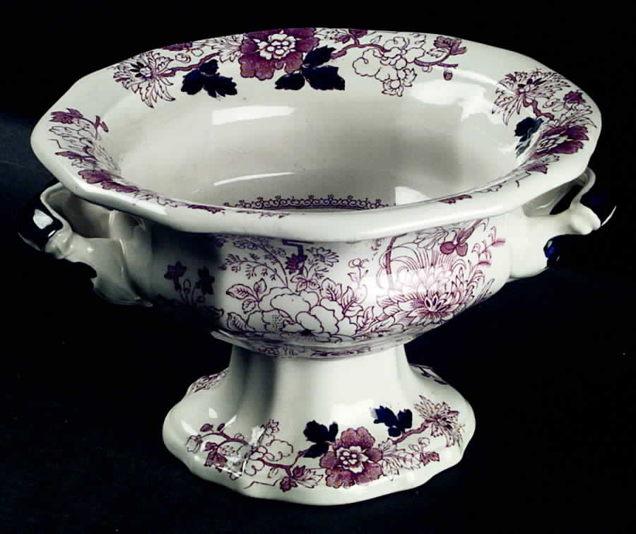 Brocade  Red Blue Centerpiece by Mason's-1