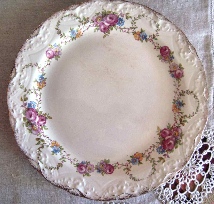 MET16 Dinner Plate by Metlox - Poppytrail - Vernon-1