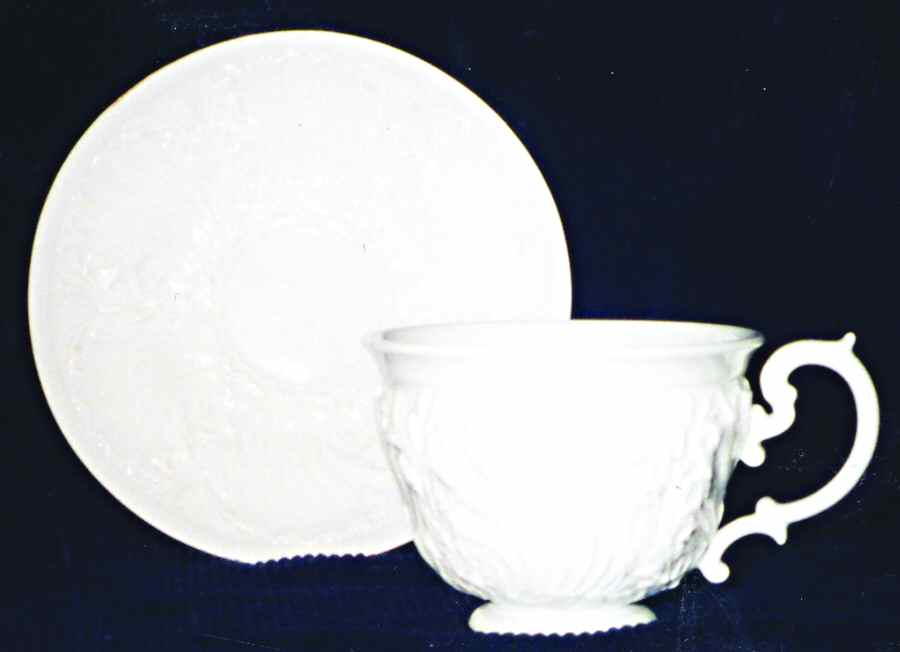Swan Service (No Trim) Footed Cup & Saucer Set by Meissen (Germany)-1