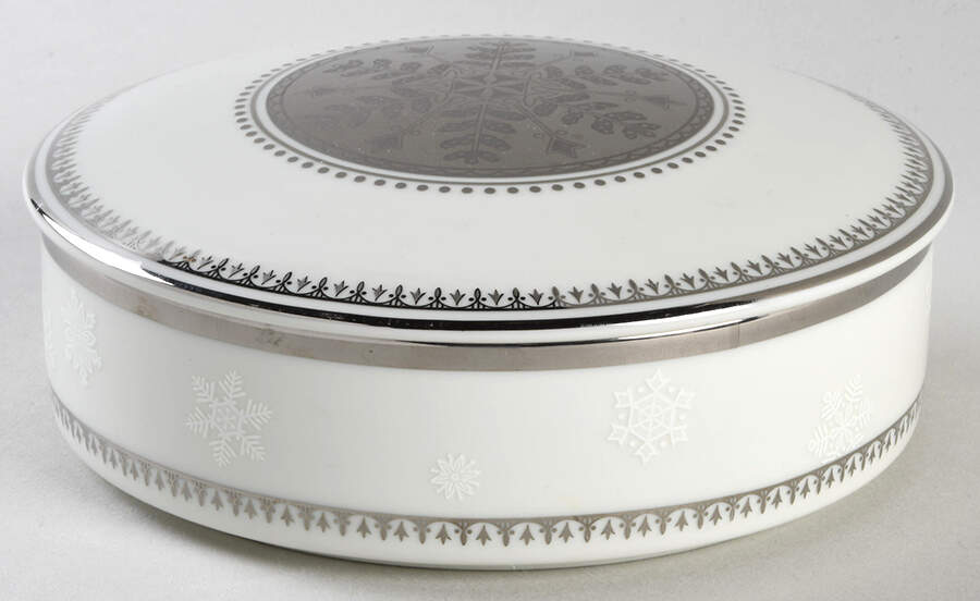 White Christmas 5" Round Box & Lid by Mikasa-1