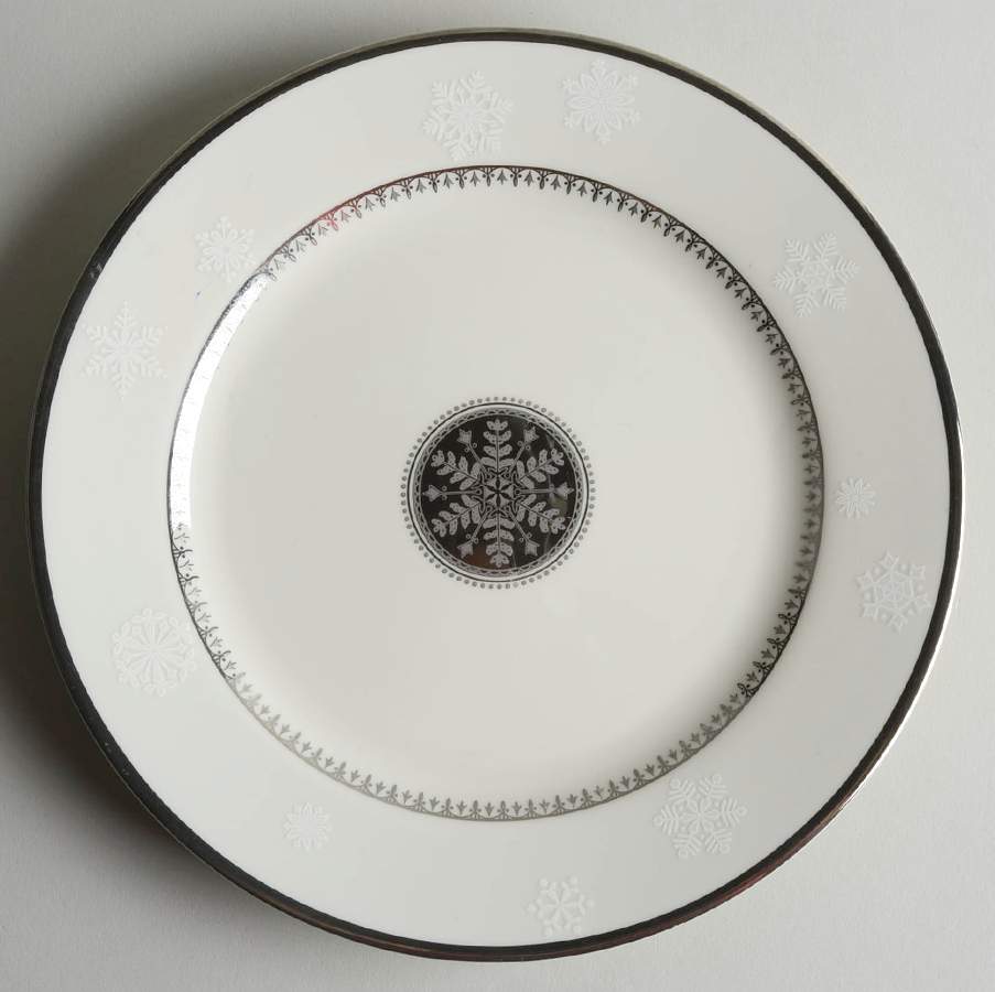White Christmas Accent Salad Plate by Mikasa-1