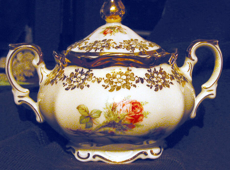 7332 Sugar Bowl & Lid by Mitterteich-1
