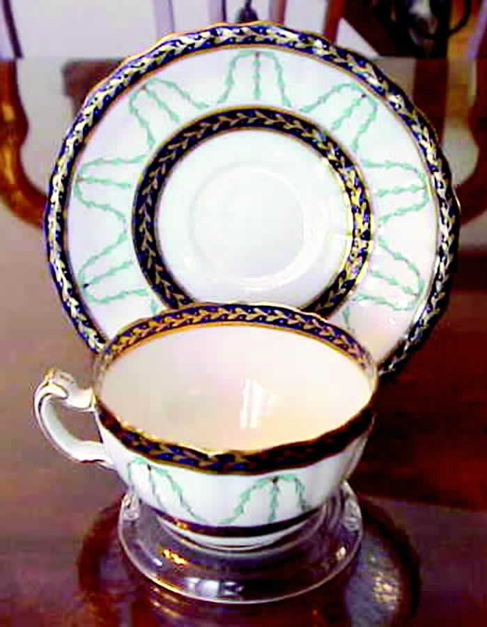 G8051 Footed Cup & Saucer Set by Minton-1