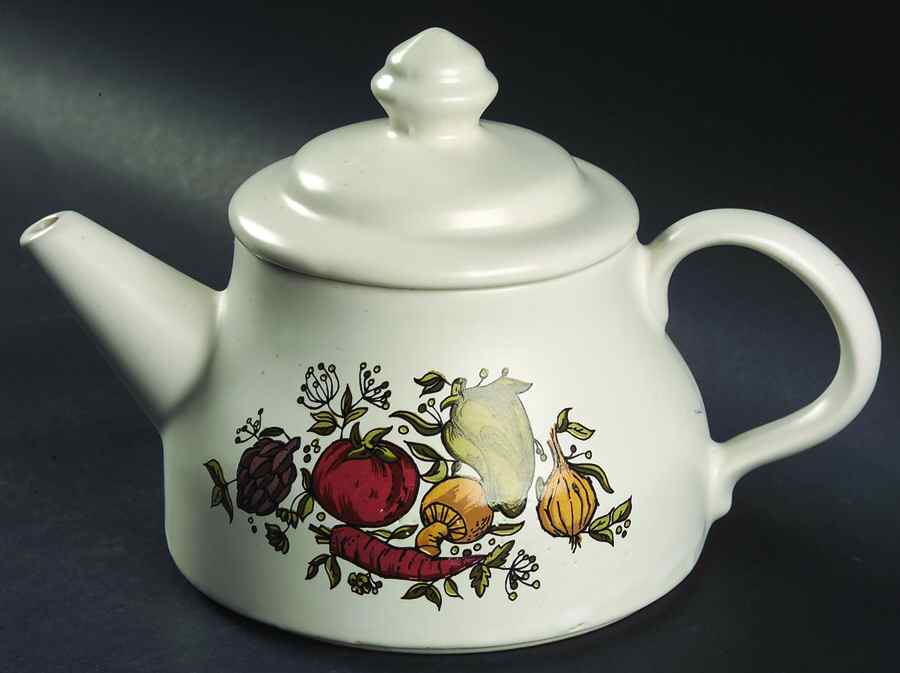 Spice Delight Teapot & Lid by Nelson McCoy-1