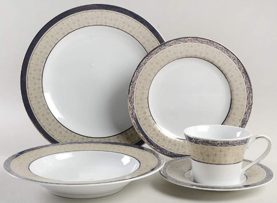 Delacourt 5 Piece Place Setting by Mikasa-1