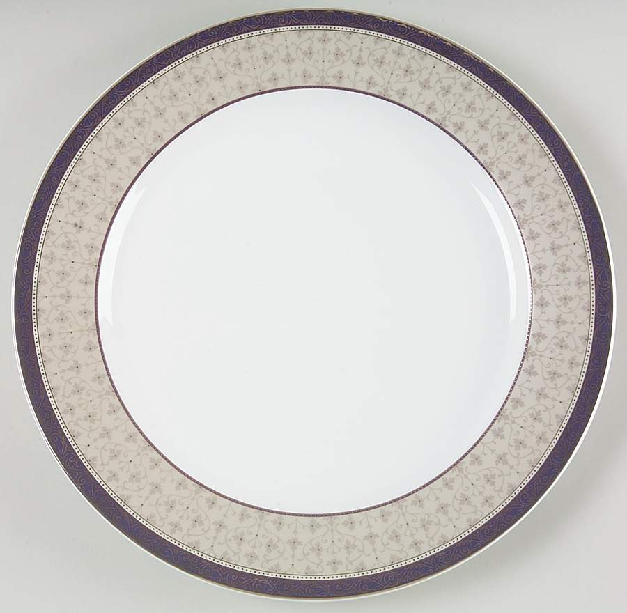 Delacourt 12" Chop Plate (Round Platter) by Mikasa-1