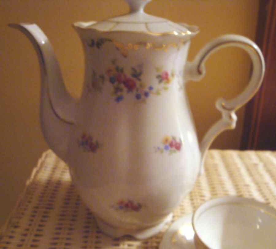 MIT107 Coffee Pot & Lid by Mitterteich-1