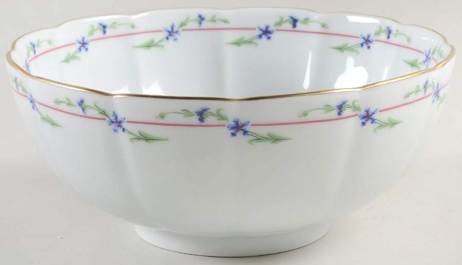 Cornflower Garland 8" Salad Serving Bowl by Mottahedeh-1