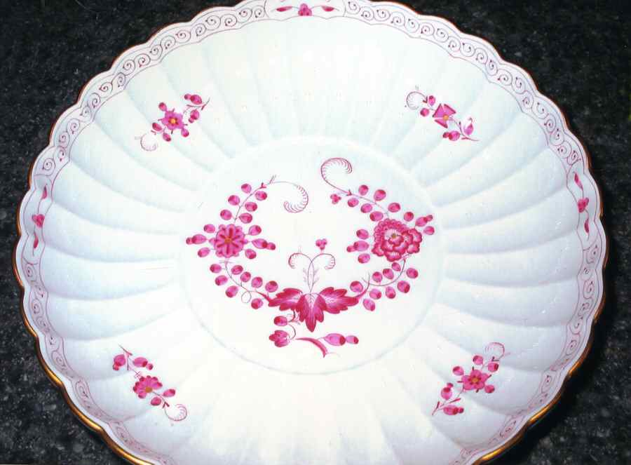 Indian Painting Amethyst 8" Round Fluted Dish by Meissen (Germany)-1