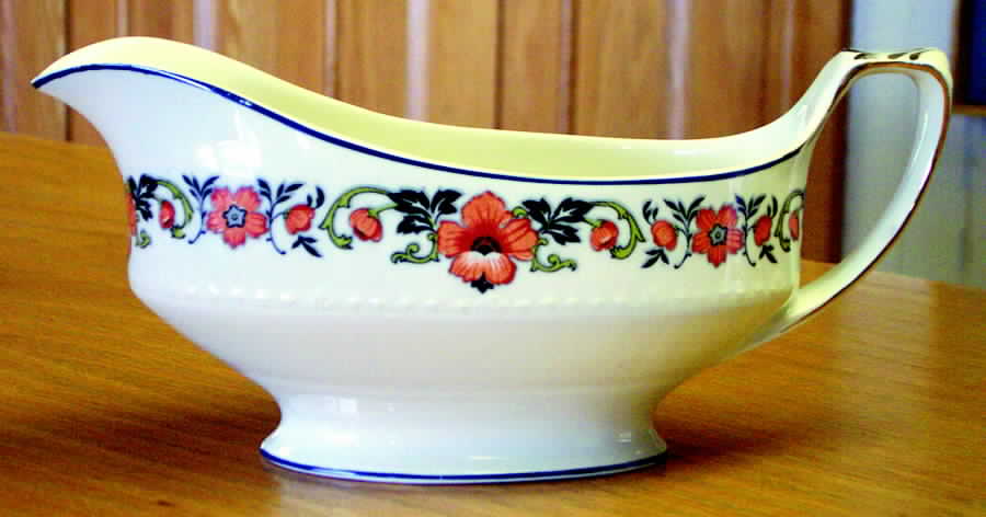 The Denbigh Gravy Boat by Alfred Meakin-1