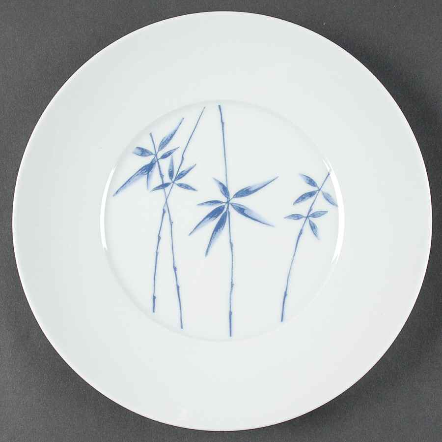 Regard (Envie Shape) Salad/Dessert Plate by Medard de Noblat-1