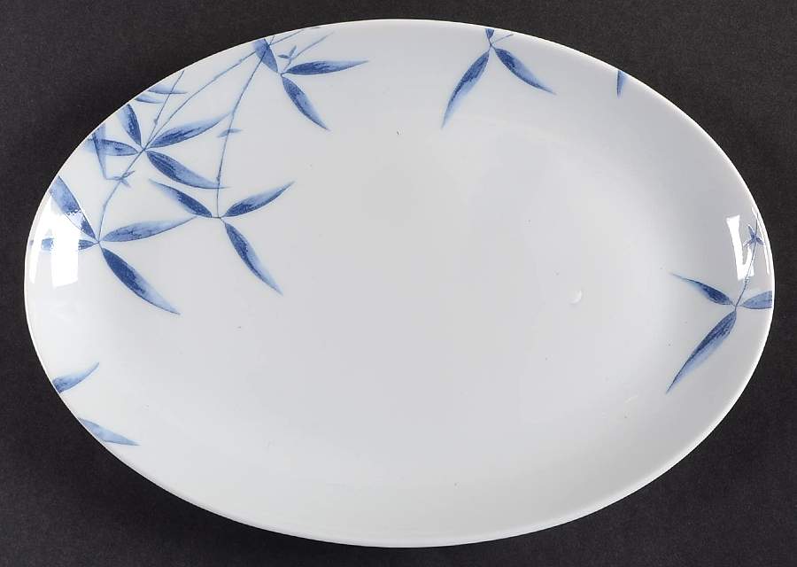 Regard (Envie Shape) Pickle Dish by Medard de Noblat-1