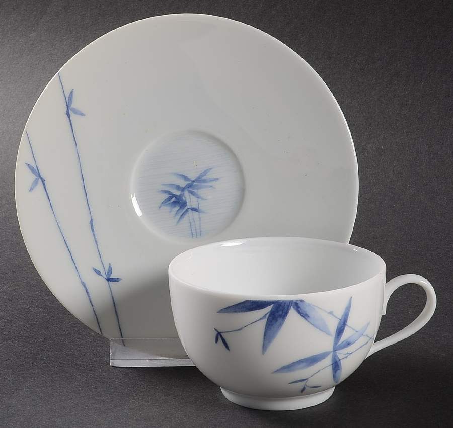 Regard (Envie Shape) Flat Demitasse Cup & Saucer Set by Medard de Noblat-1