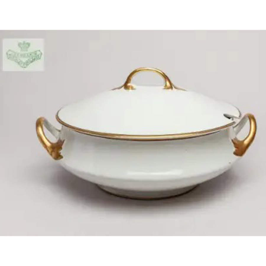 MEK122 Round Covered Vegetable by J & G Meakin-1