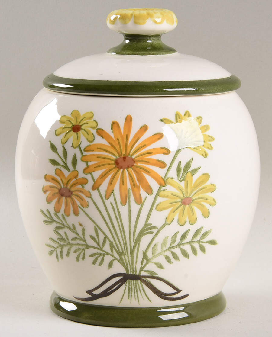 Daisy Bouquet Medium Canister & Lid by Metlox - Poppytrail - Vernon-1
