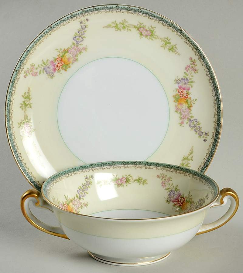 MEI724 Footed Cream Soup Bowl & Saucer Set by Meito-1