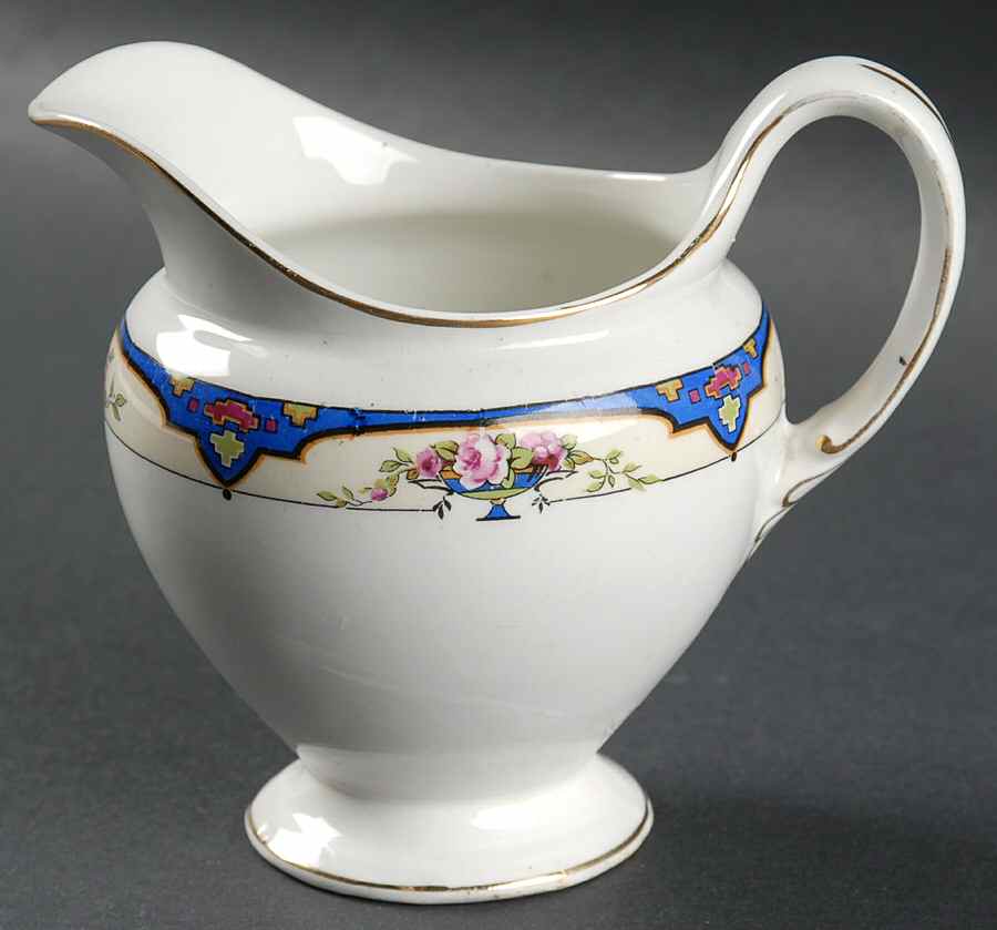 Alma Creamer by J & G Meakin-1