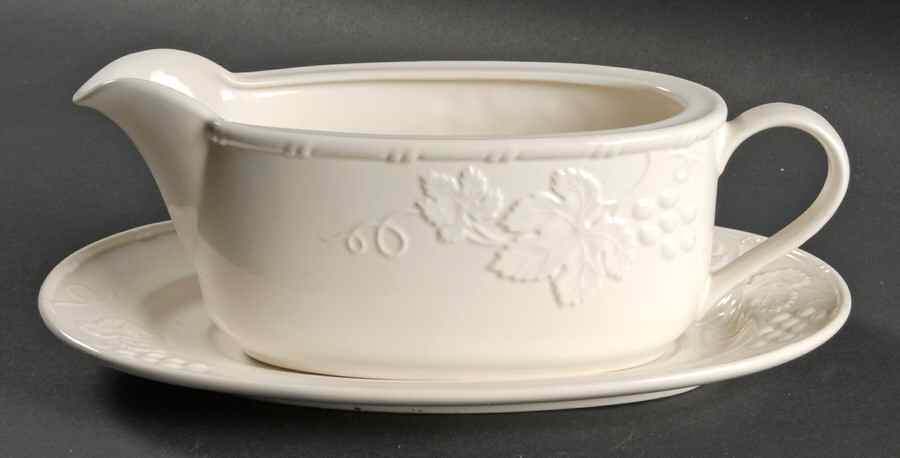 Wine Country Gravy Boat & Underplate by Mikasa-1