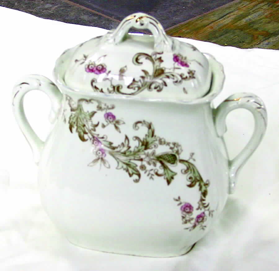MAD108 Sugar Bowl & Lid by John Maddock & Sons-1