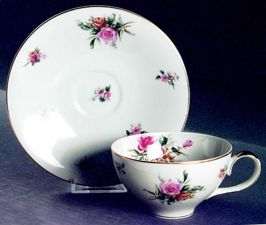 Garden Rose (Coupe) Flat Cup & Saucer Set by Meito-1