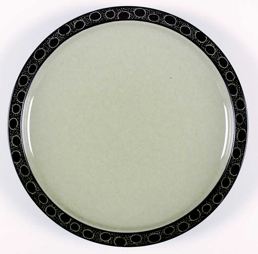 Coffee Kiss Dinner Plate by Mikasa-1