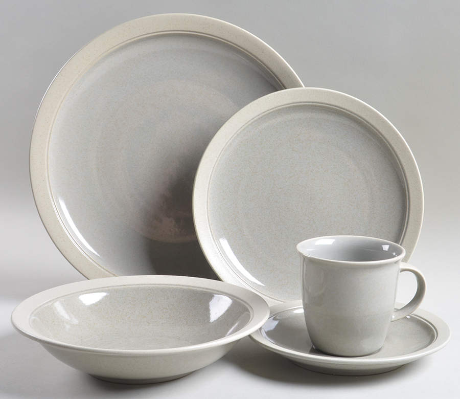 Newport Mist 5 Piece Place Setting by Mikasa-1