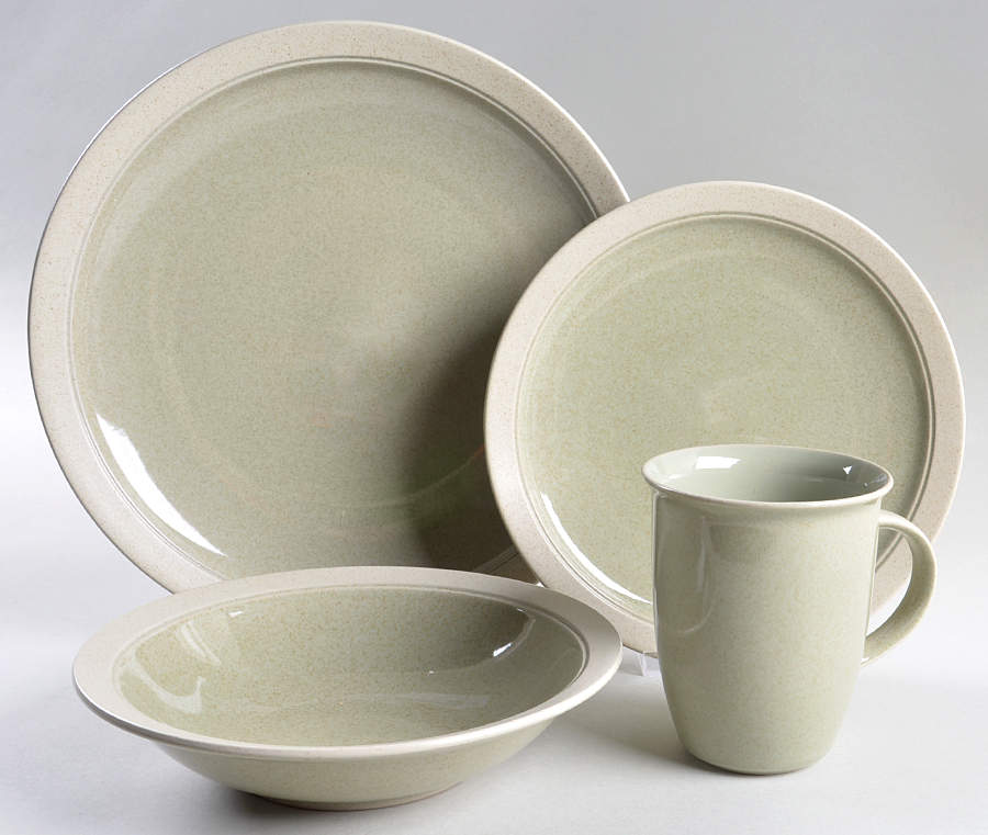 Mesa Verde 4 Piece Place Setting by Mikasa-1