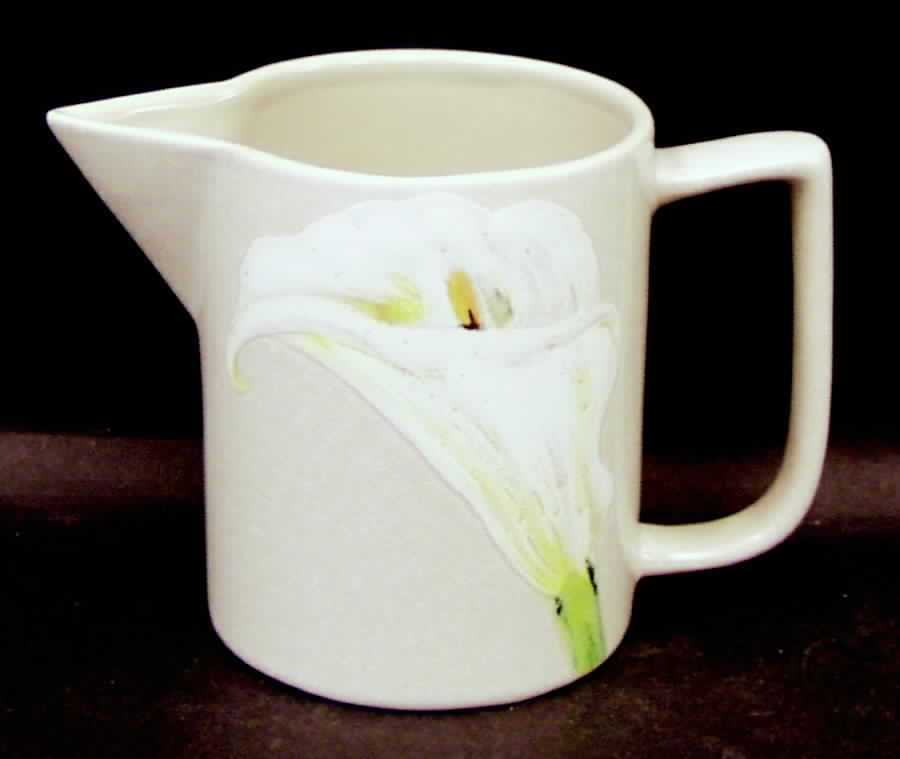 Savoir Vivre Creamer by Mikasa-1