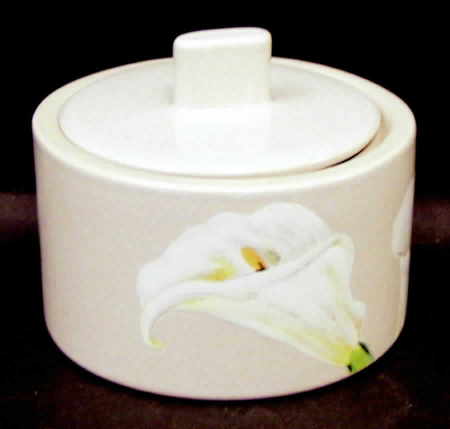 Savoir Vivre Sugar Bowl & Lid by Mikasa-1