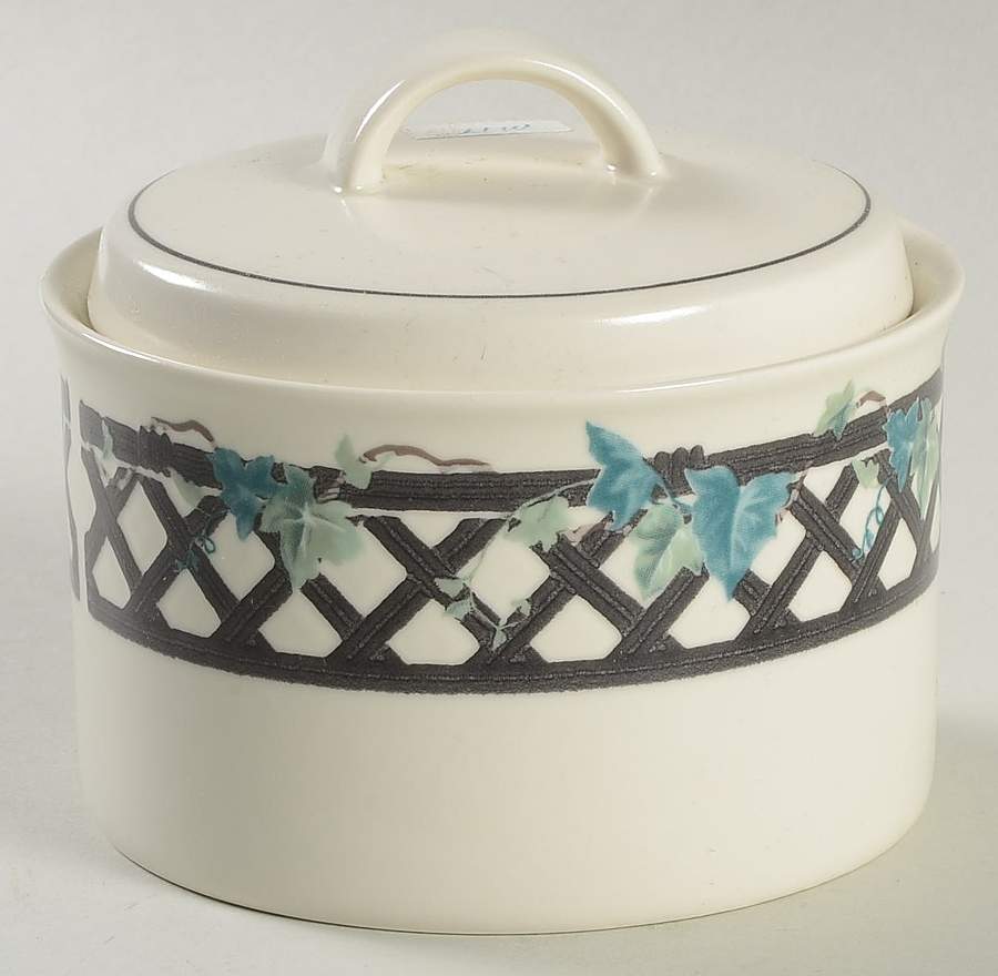 Ebony Accent Sugar Bowl & Lid by Mikasa-1