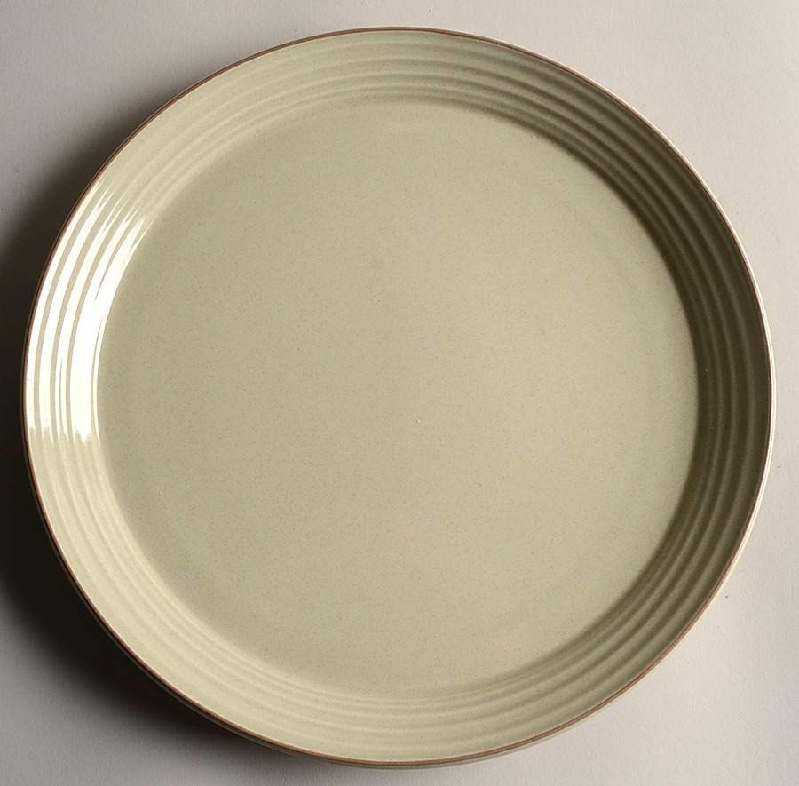 Meadow Green Dinner Plate by Mikasa-1