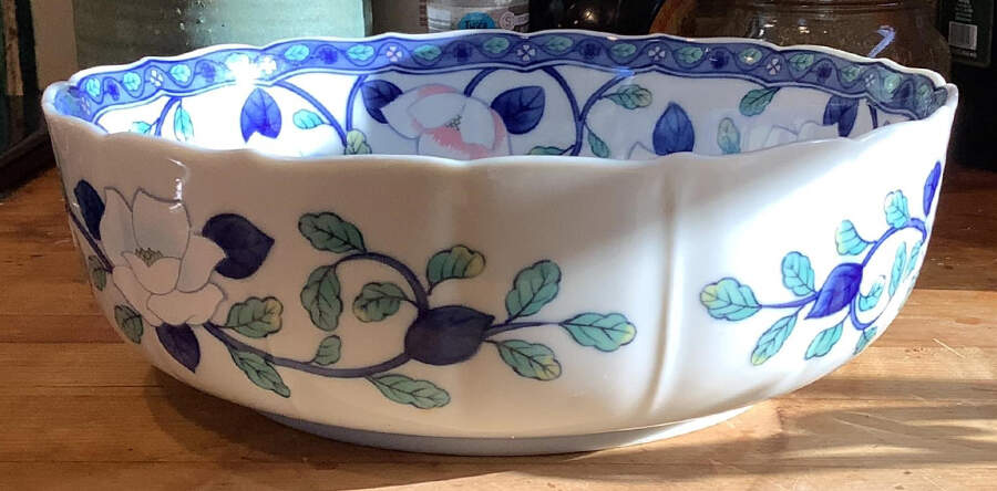 Gokusai 9" Round Vegetable Bowl by Maebata-1
