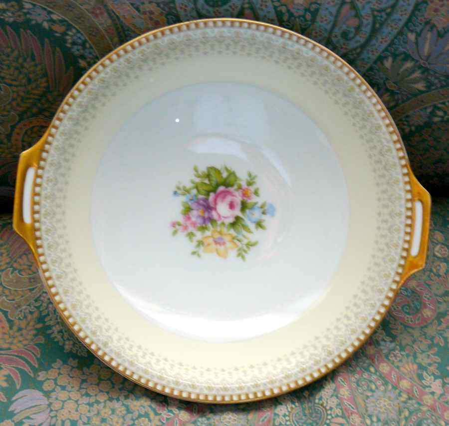 MEI738 Handled Cake Plate by Meito-1