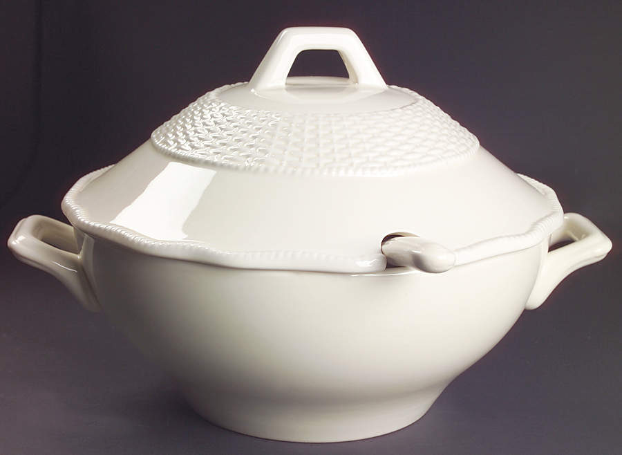 Country Manor Cream Tureen & Lid w/Ladle by Mikasa-1