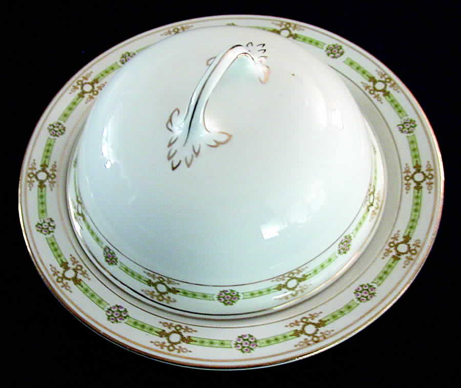 MEK127 Round Covered Butter by J & G Meakin-1