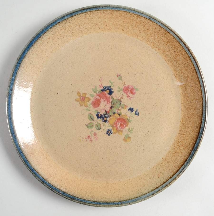 Chippendale Dinner Plate by Monroe Salt Works-1