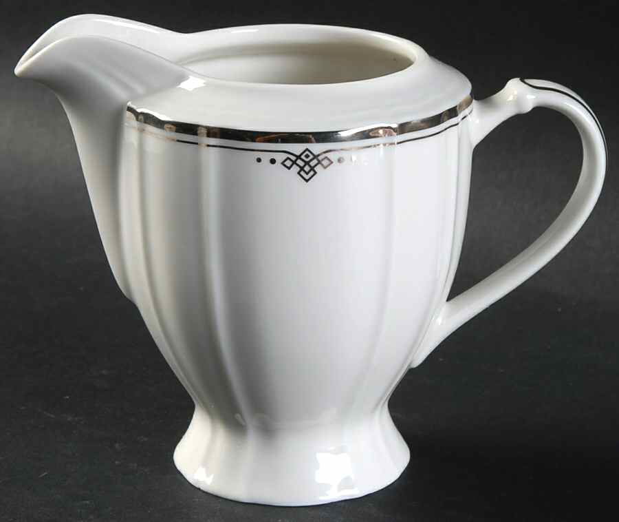 Braemar Platinum Creamer by Mikasa-1