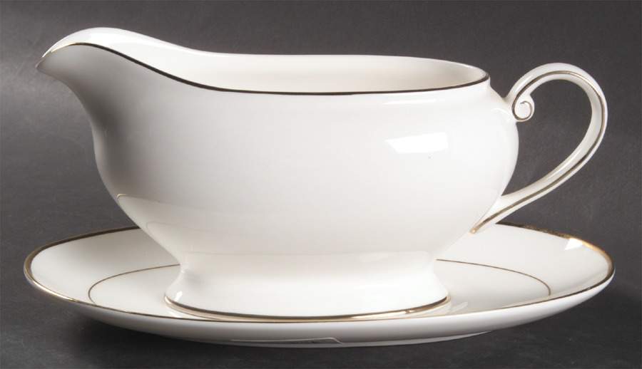 Cameo Gold Gravy Boat & Underplate by Mikasa-1