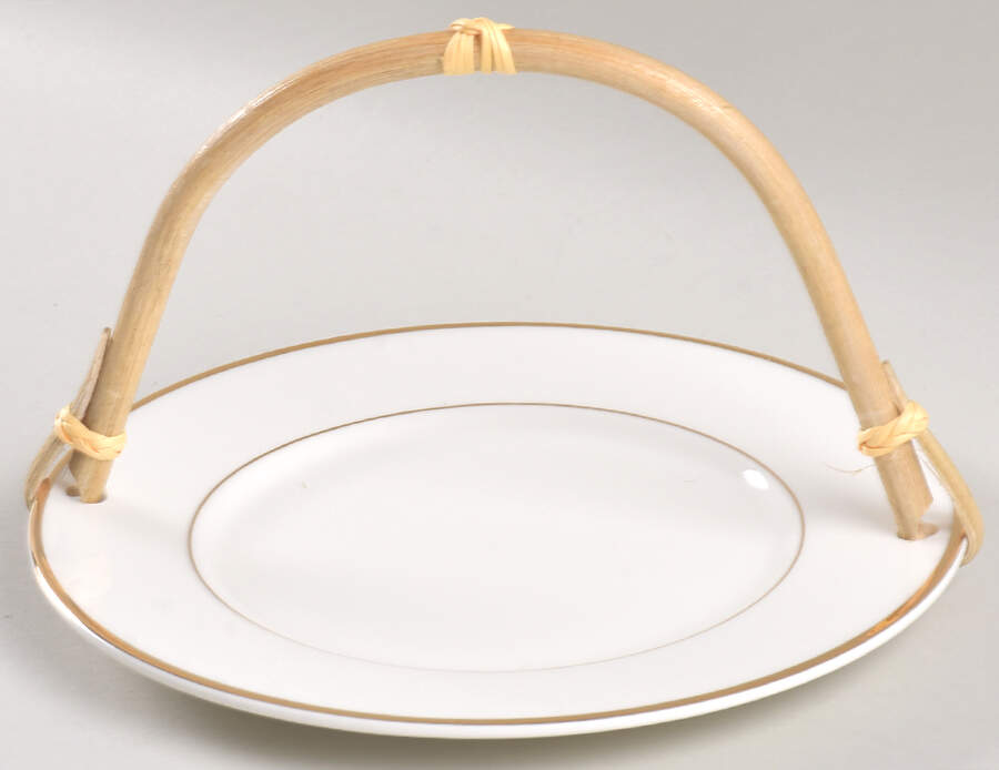 Cameo Gold 5 3/8"-5 5/8" Bamboo Handled Serving Plate  HC by Mikasa-1
