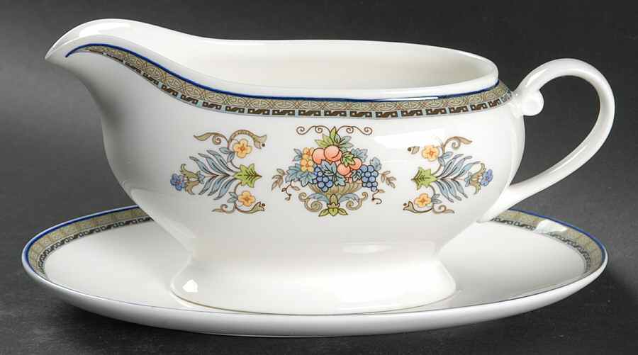 Victorian Crest Gravy Boat & Underplate by Mikasa-1