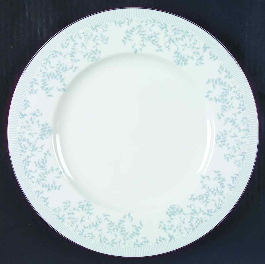 Bridal Lace Dinner Plate by Mikasa-1