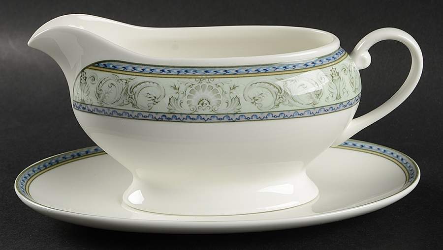 Plaza Delray Gravy Boat & Underplate by Mikasa-1