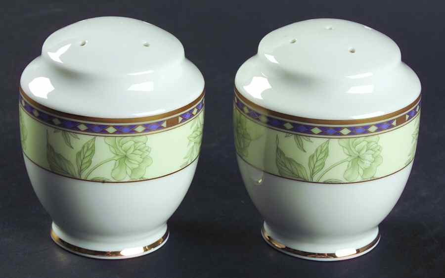Tiamo Salt & Pepper Set by Mikasa-1