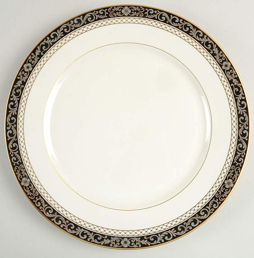 Palatial Suite 12" Chop Plate (Round Platter) by Mikasa-1
