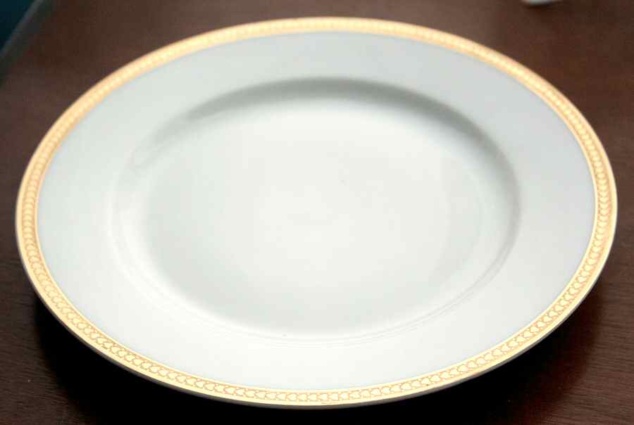 MUE94 Dinner Plate by Paul Muller-1