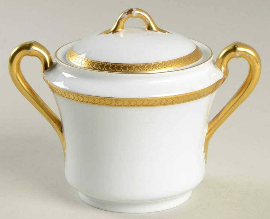 MUE94 Sugar Bowl & Lid by Paul Muller-1