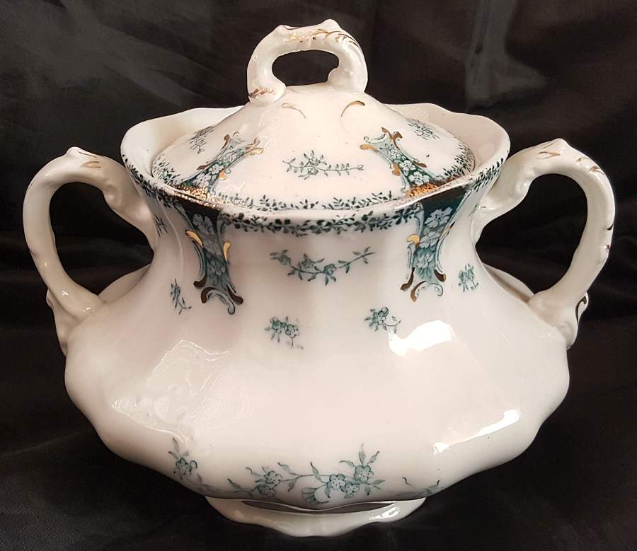 Diana Gold Sugar Bowl & Lid by J & G Meakin-1