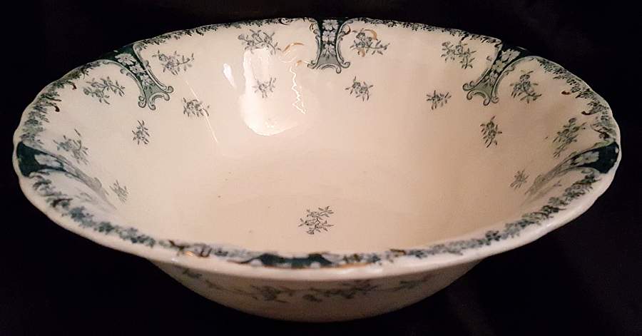 Diana Gold 9" Round Vegetable Bowl by J & G Meakin-1