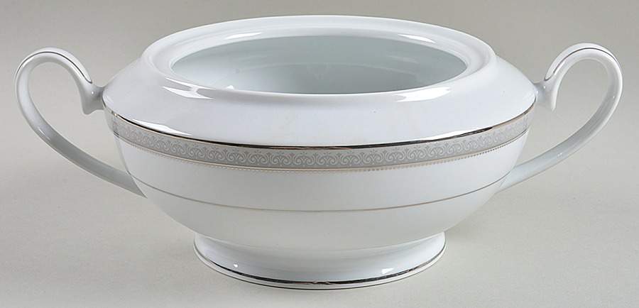 Platinum Crown 2 Qt Round Covered Casserole No Lid by Mikasa-1
